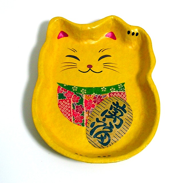 幸福の黄色招き猫トレー